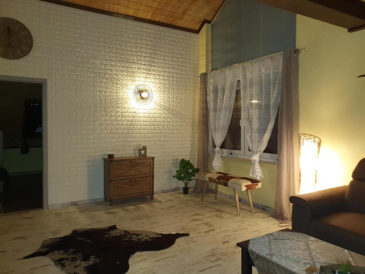 Ferienwohnung Zum Schlossblick Naehe Europa Park מהלברג מראה חיצוני תמונה